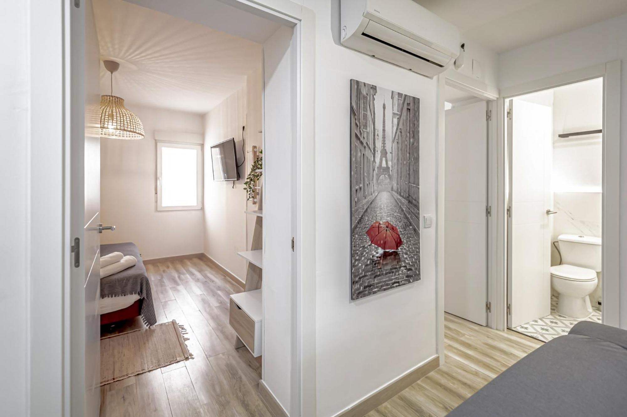 מדריד Apartamentos Pensamiento מראה חיצוני תמונה