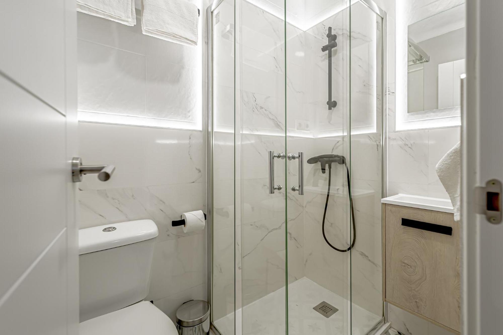 מדריד Apartamentos Pensamiento מראה חיצוני תמונה